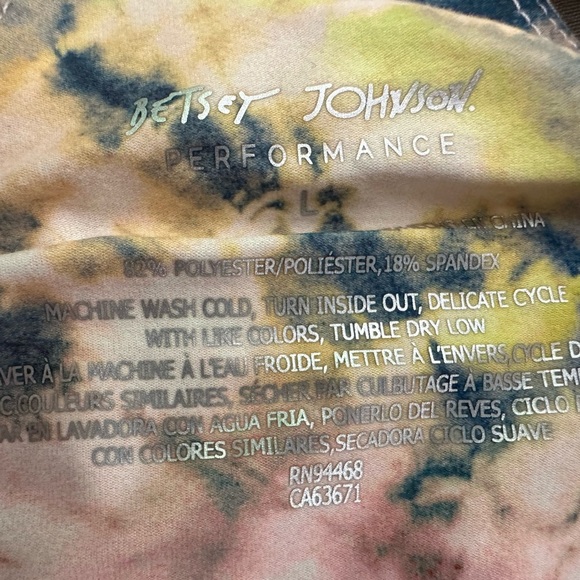 Betsey Johnson Racer Back Vibrant Tie-Dye Tank (726) - Picture 11 of 11